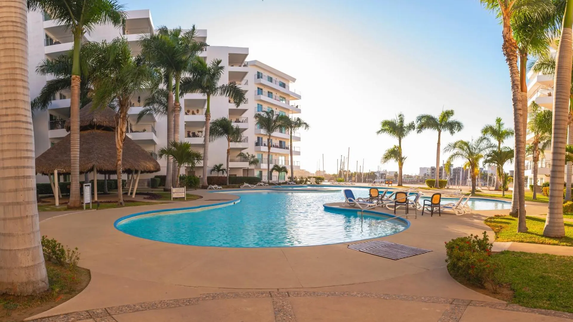 Condominio De Lujo ,Excelentes Vistas By G P S Rentas Mazatlan